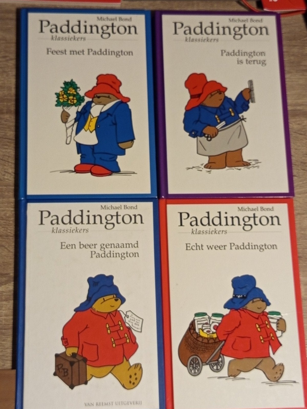 Paddington Klassiekers - 4 Boeken Serie - Zo Goed als Nieuw, Ophalen of Verzenden, Zo goed als nieuw, Michael Bond, Fictie algemeen