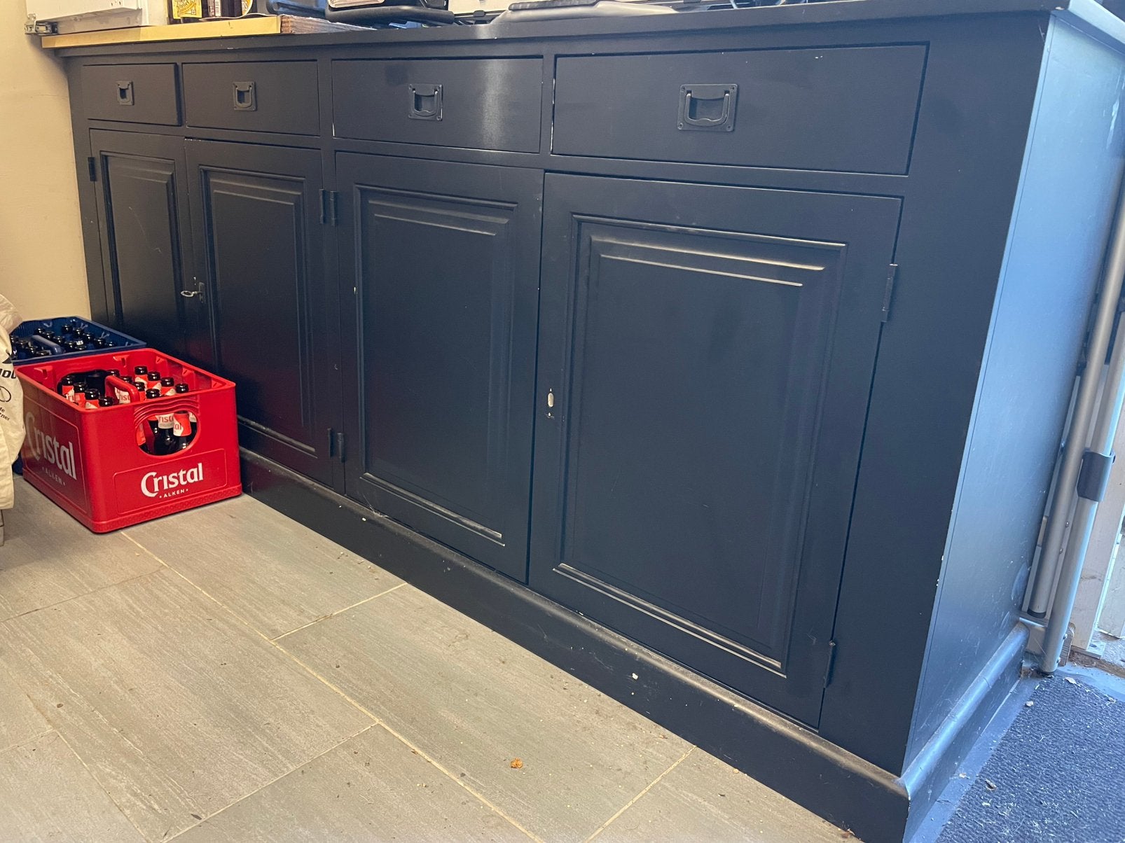 Dressoir zwart niet mooi meer, Ophalen, Zo goed als nieuw, 25 tot 50 cm