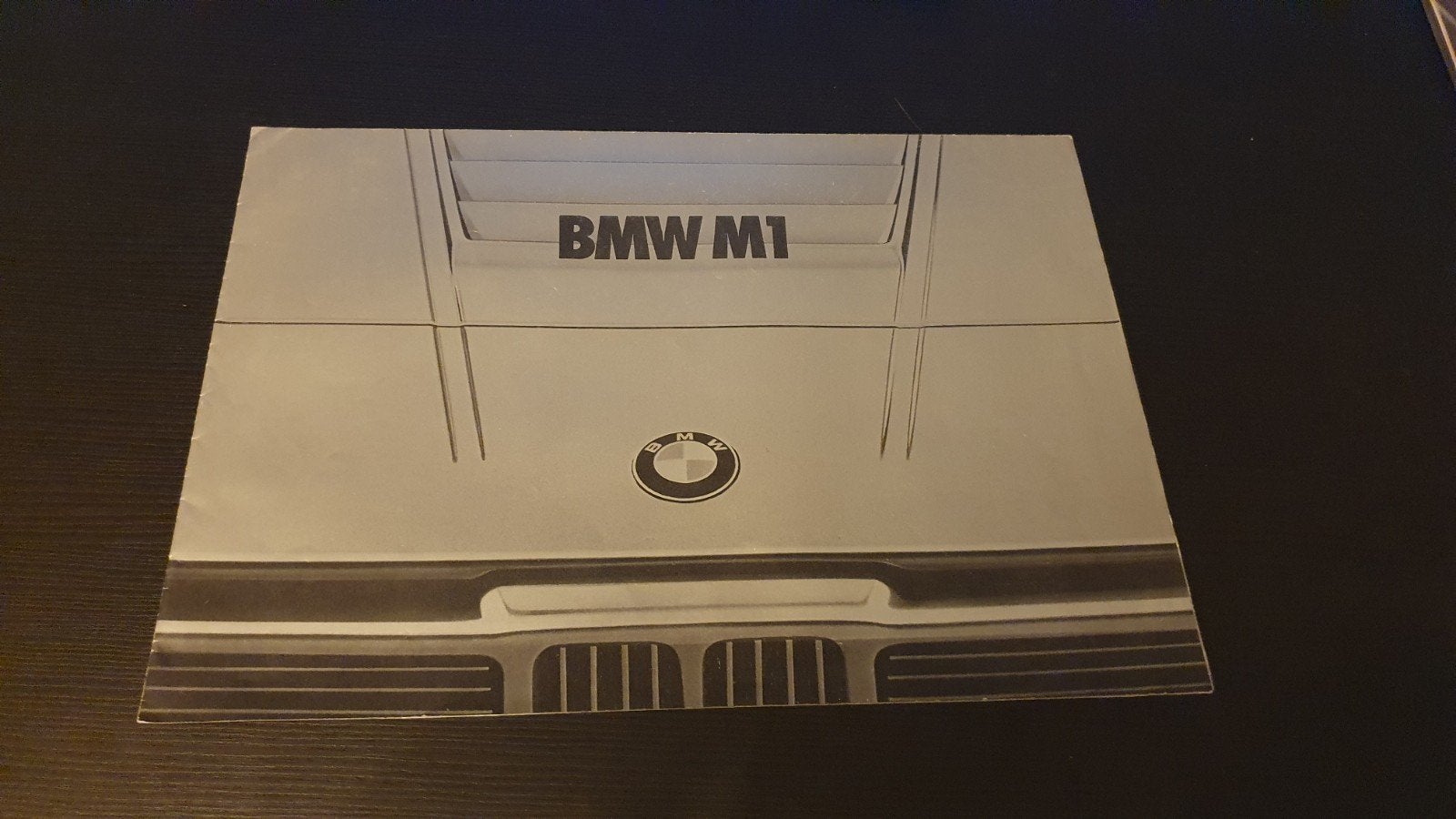 Zeldzame BMW M1 folder/poster - Oud en in goede staat, Ophalen of Verzenden, Zo goed als nieuw, BMW, BMW AG