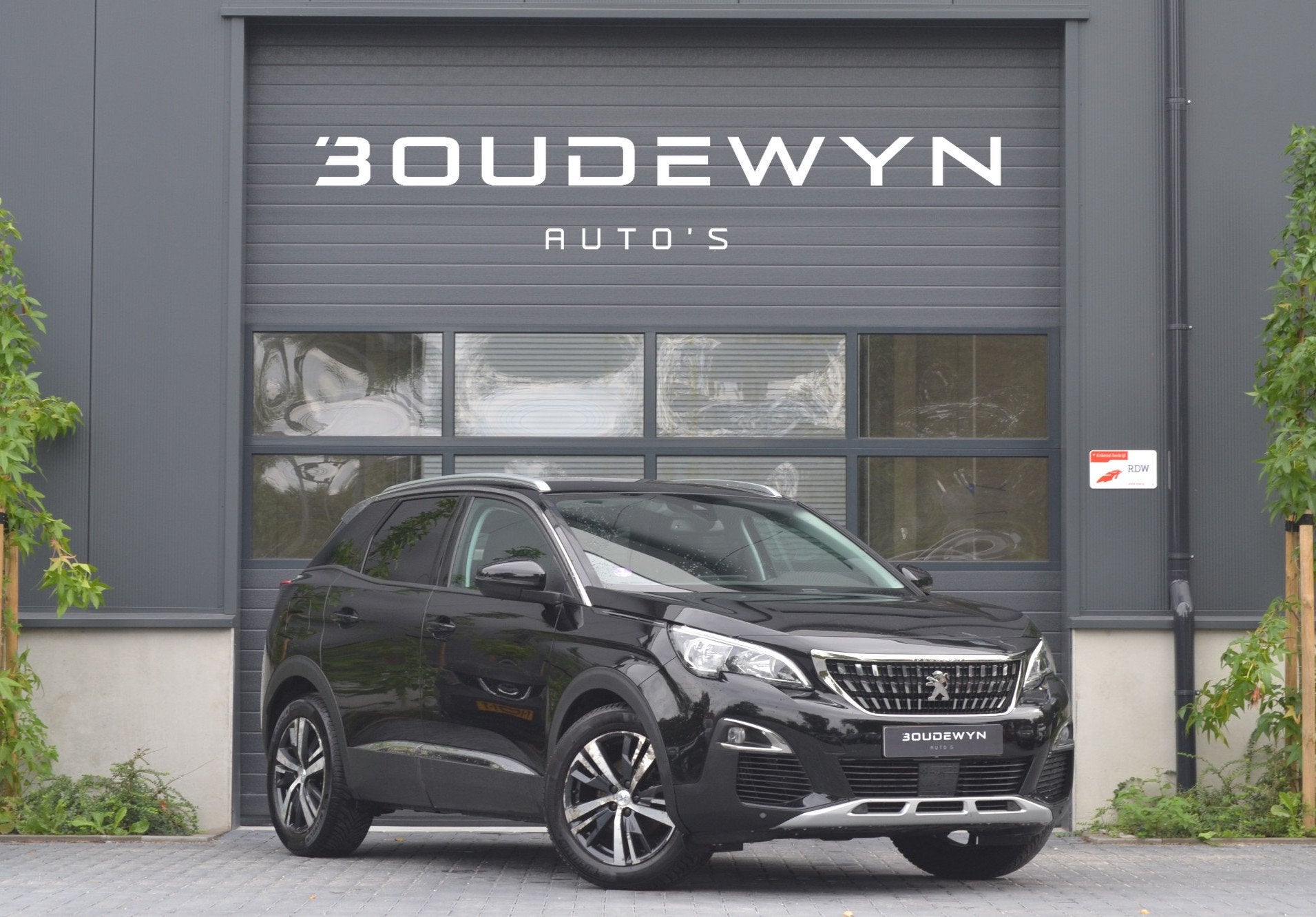 Peugeot 3008 1.2 PureTech Allure Trekhaak | Carplay | Cruise, Auto's, Voorwielaandrijving, Gebruikt, 1199 cc, Bedrijf
