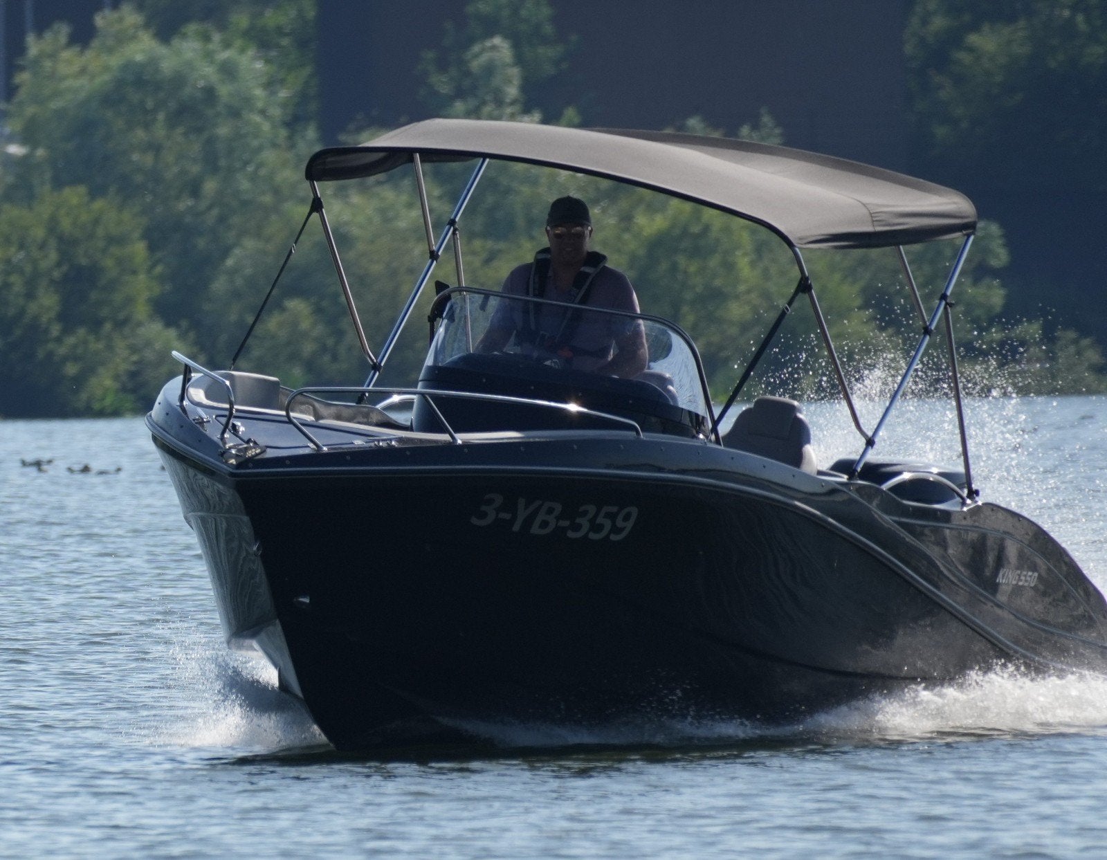 Barracuda 545 black edition. Luxe en sportieve consoleboot, Watersport en Boten, Overige merken, Ophalen, 70 pk of meer, Buitenboordmotor