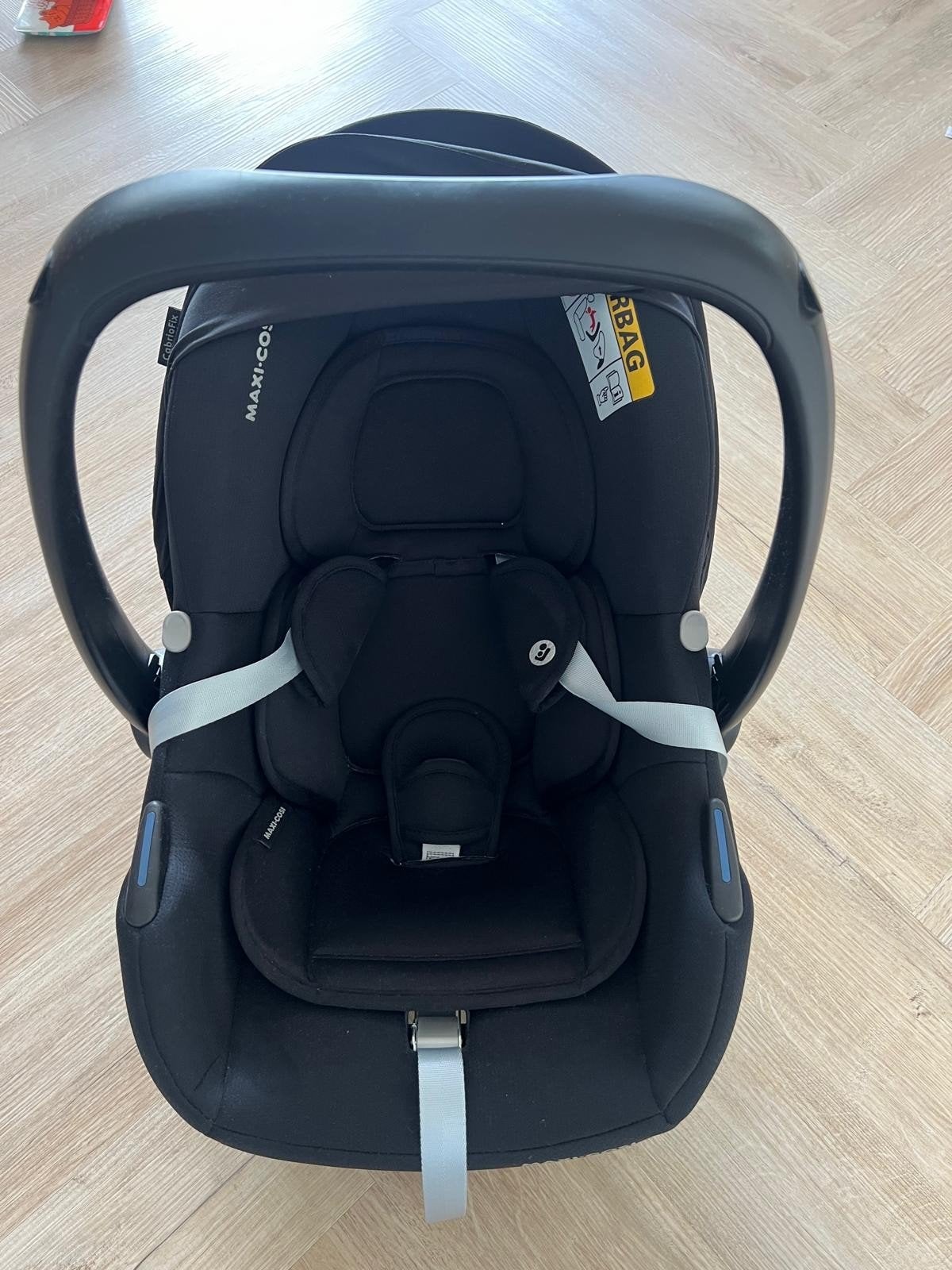 Maxi Cosi Cabrio Fix, Ophalen