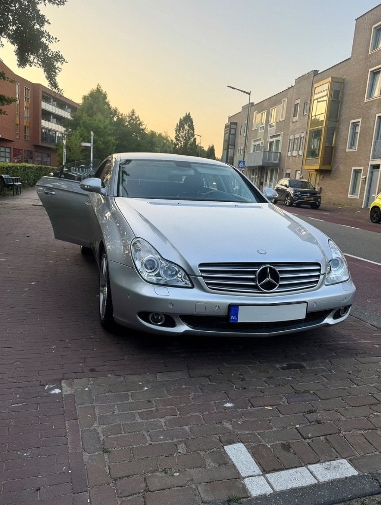 Mercedes-Benz CLS 350 V6 | Youngtimer Regeling | 272 PK |, Auto's, Mercedes-Benz, Particulier, CLS, ABS, Airbags, Airconditioning