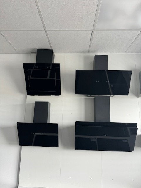 Groot assortiment aan afzuigkappen, Witgoed en Apparatuur, Afzuigkappen, Ophalen, Wandschouwkap, Motor, Nieuw