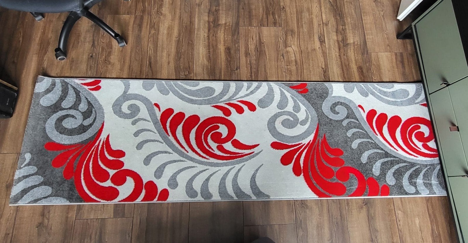 Modern rood, grijs en wit tapijt met patroon, 270x80 cm, Ophalen, 200 cm of meer, 50 tot 100 cm, Zo goed als nieuw
