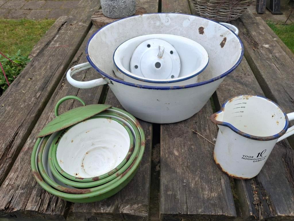 Vintage geëmailleerde keukenspullen: wit en groen, Antiek en Kunst, Antiek | Emaille, Ophalen of Verzenden