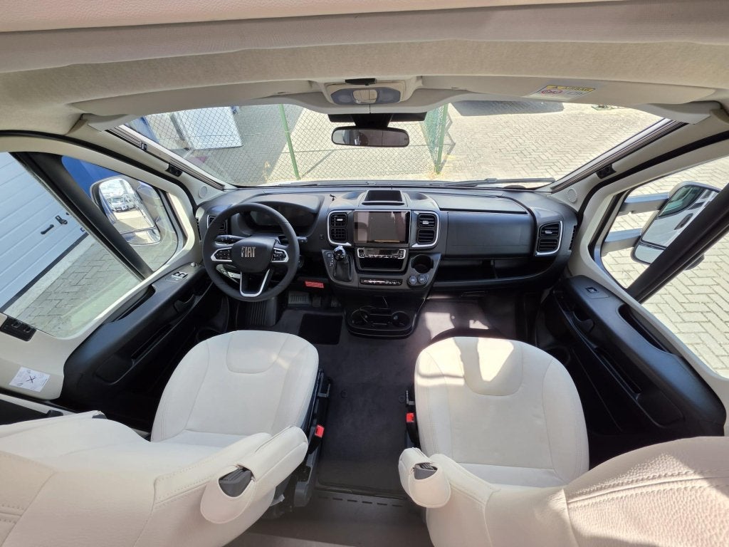 Laika Ecovip L 2009 Titanio 6.6M, Vlakke vloer, LUXE, Caravans en Kamperen, Campers, Automaat, Ringverwarming, Fiat, Tot en met 2