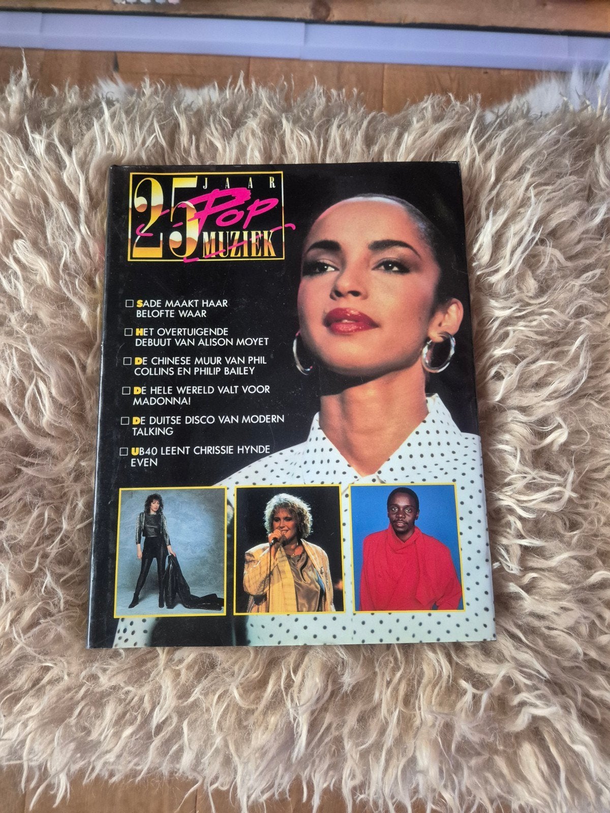 25 Jaar Pop Muziek - Het jaar van Live Aid (1985), Ophalen of Verzenden, Gelezen, Algemeen