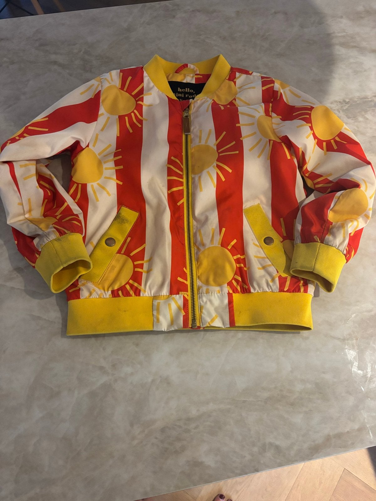 Mini Rodini bomberjack met zonneprint - maat 128/134, Ophalen of Verzenden, Gebruikt, Jongen of Meisje, Jas
