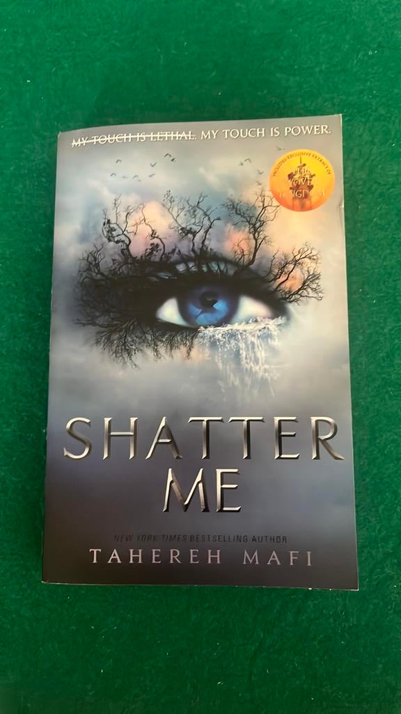 Tahereh Mafi - Shatter Me, Boeken, Fantasy, Ophalen of Verzenden, Gelezen, Tahereh Mafi