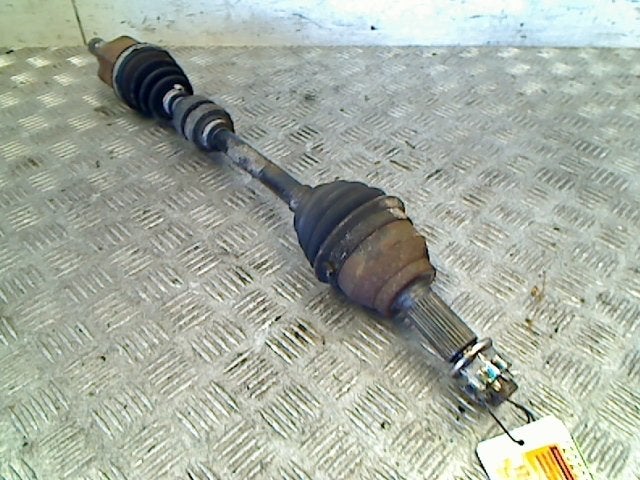 Aandrijfas Links Voor Nissan Juke (F15) (2010-06/2019-12), Gebruikt, Germany@nissan-services.eu, Kronenweg 38, Wesseling 50389, , Duitsland