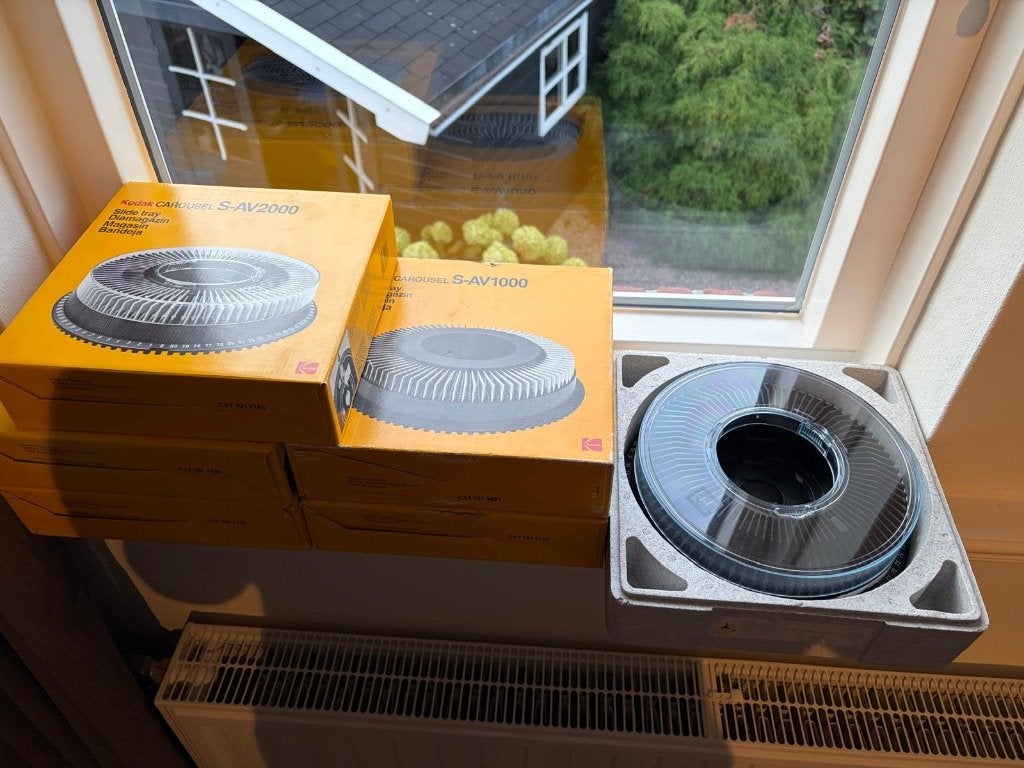 Kodak Carousel S-AV2000 en S-AV1000 Diabakken, Ophalen of Verzenden, Zo goed als nieuw