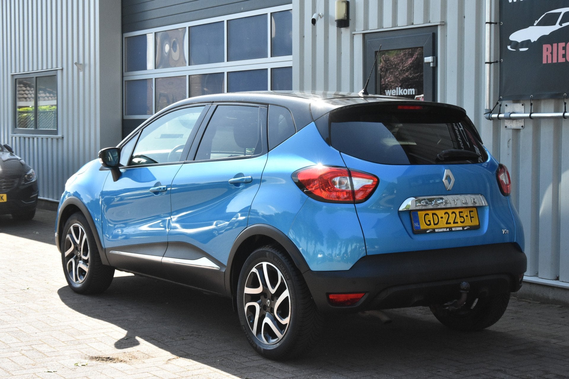 Renault Captur 0.9 TCe Dynamique – 2015 | Origineel Nederl, Auto's, Voorwielaandrijving, Gebruikt, Start-stop-systeem, Blauw