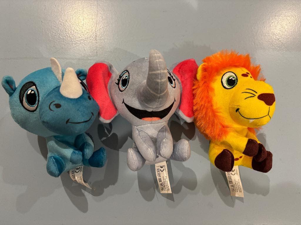 Lidl safari mini’s 3 kleine knuffel neushoorn leeuw olifant, Overige karakters, Zo goed als nieuw, Meerkleurig, Olifant
