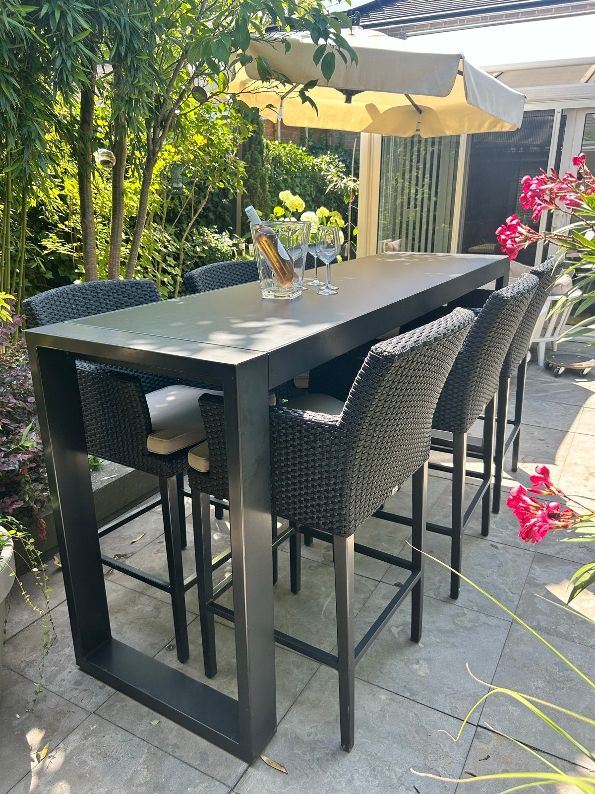 Borek High Dining set Eric Kuster, Ophalen, Zo goed als nieuw, Rechthoekig, Overige materialen
