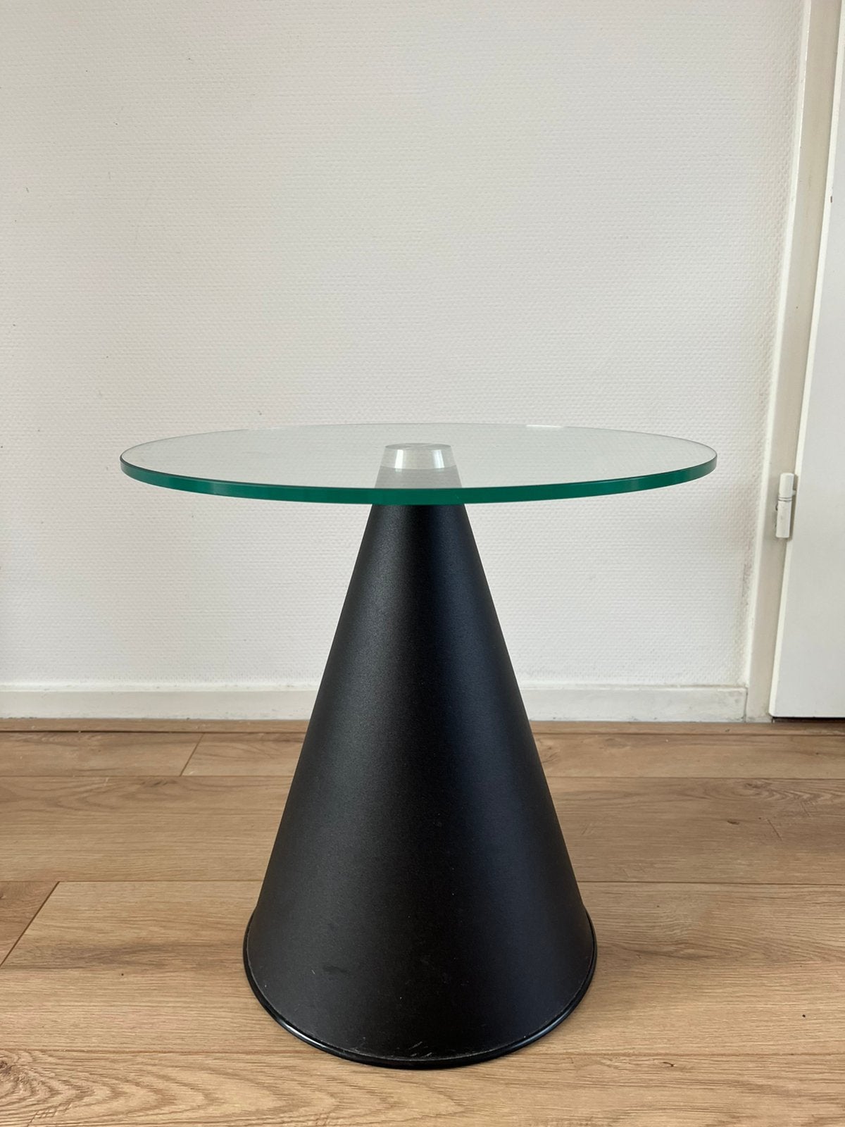 Harvink Bijzettafeltje Model Clou IGST., Minder dan 45 cm, Minder dan 55 cm, Gebruikt, Metaal of Aluminium