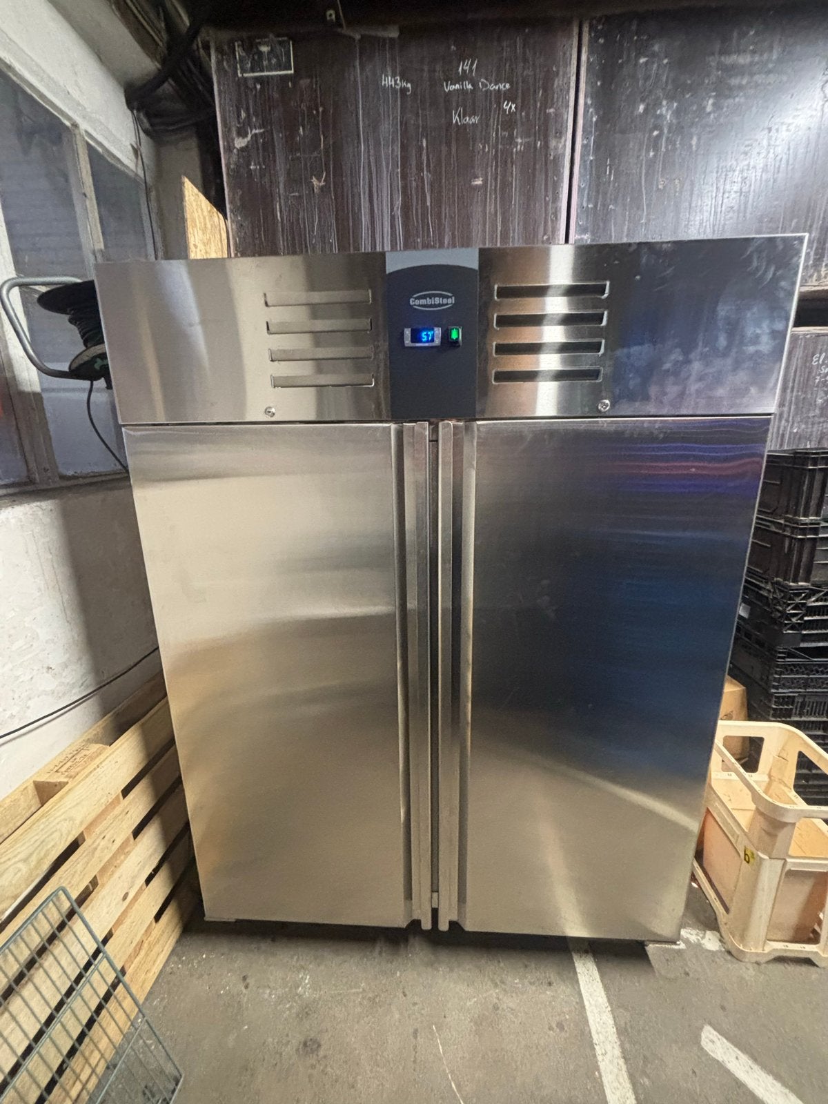 COMBISTEEL Dubbeldeurs RVS Koelkast 1410L | +2/+8C, Zonder vriesvak, 200 liter of meer, 60 cm of meer, Nieuw