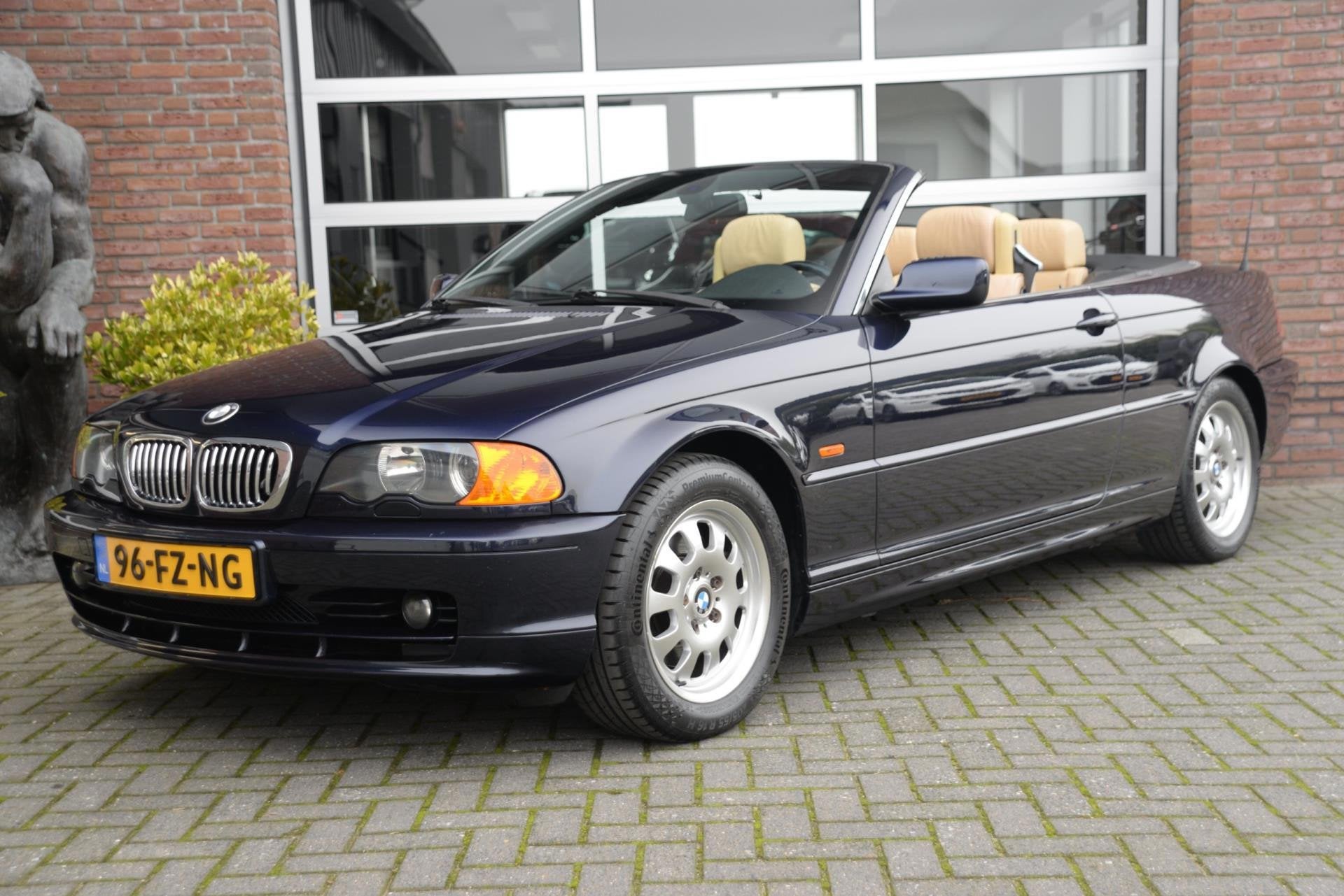 BMW 3-serie Cabrio 323Ci Executive | Orig NL | Leder | PDC |, Automaat, Achterwielaandrijving, Gebruikt, 2494 cc