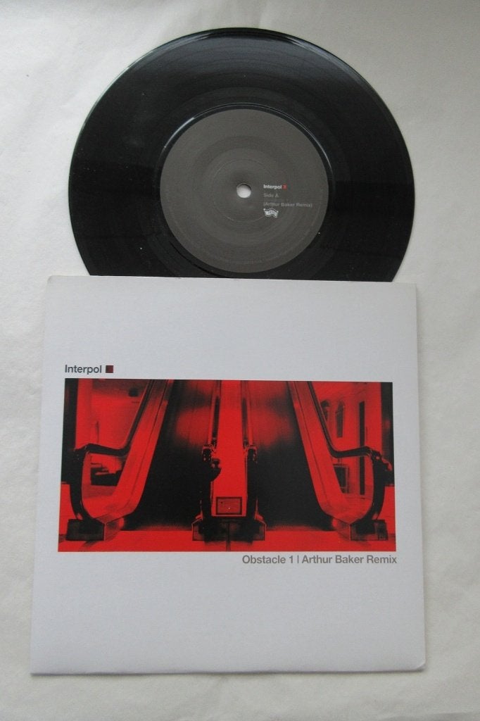 Interpol, Obstacle 1 Arthur Baker Remix 2003 Indie Rock, 7 inch, Ophalen of Verzenden, Rock en Metal, Fotohoes