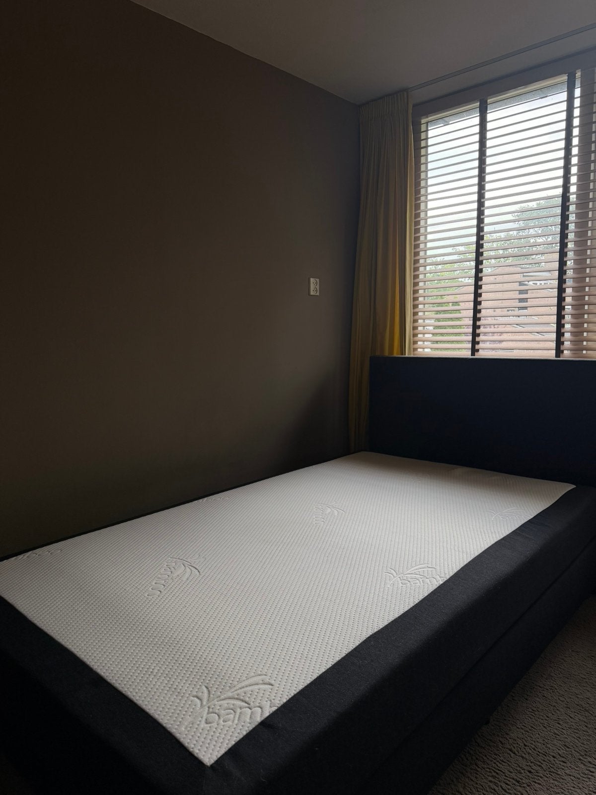 Boxspring 120x210, Huis en Inrichting, Ophalen, Zo goed als nieuw, Twijfelaar, 120 cm