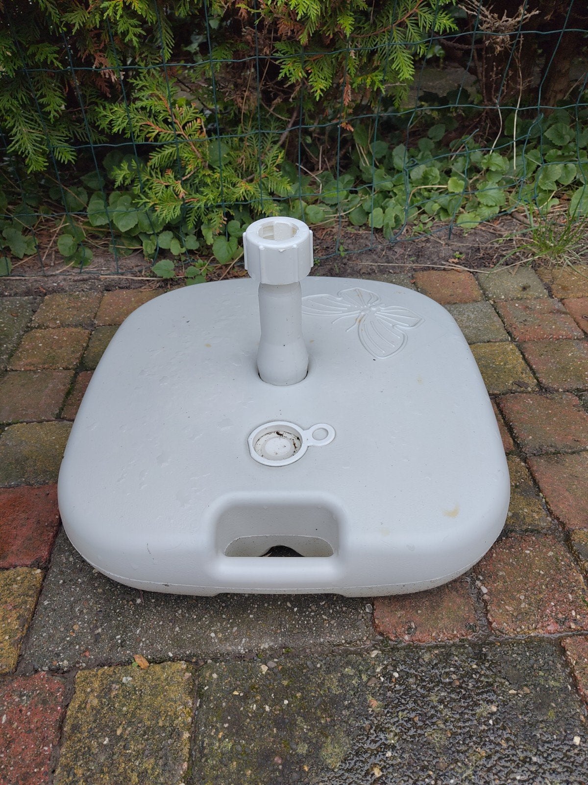 Parasolvoet - Wit, vulbaar, Tuin en Terras, Ophalen, Gebruikt, Minder dan 1 meter, Parasolvoet