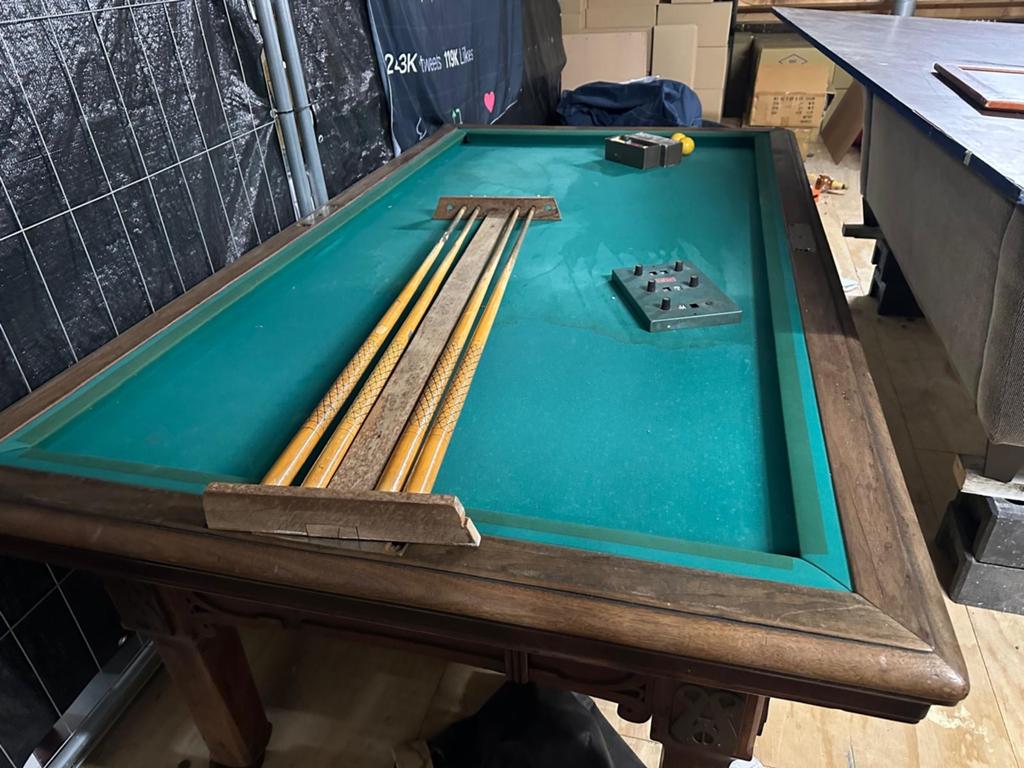 Antieke Biljarttafel met Accessoires, Ophalen, Gebruikt, Biljarttafel