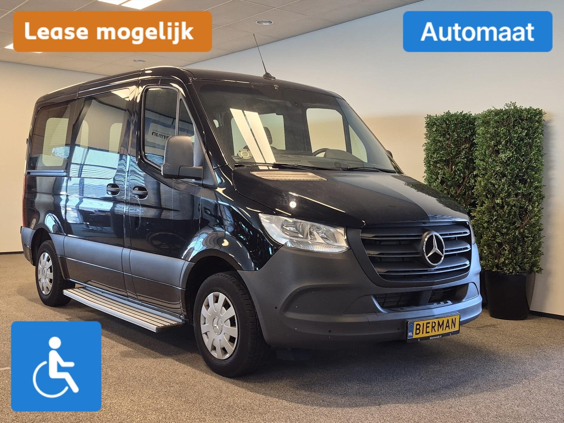 Mercedes Sprinter L1H1 Rolstoelbus Automaat - rolstoel voori, Automaat, 12 maanden, Stof, Gebruikt