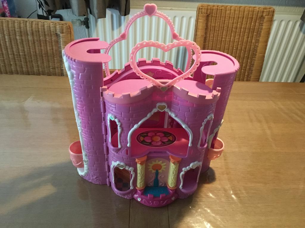 My Little Pony kasteel, Kinderen en Baby's, Speelgoed | My Little Pony, Ophalen of Verzenden, Zo goed als nieuw