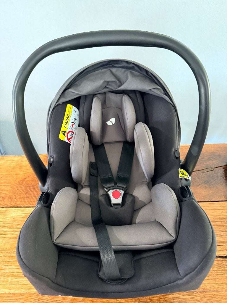 Baby autostoeltje, Kinderen en Baby's, Autogordel of Isofix, Gebruikt, Afneembare rugleuning, Ophalen