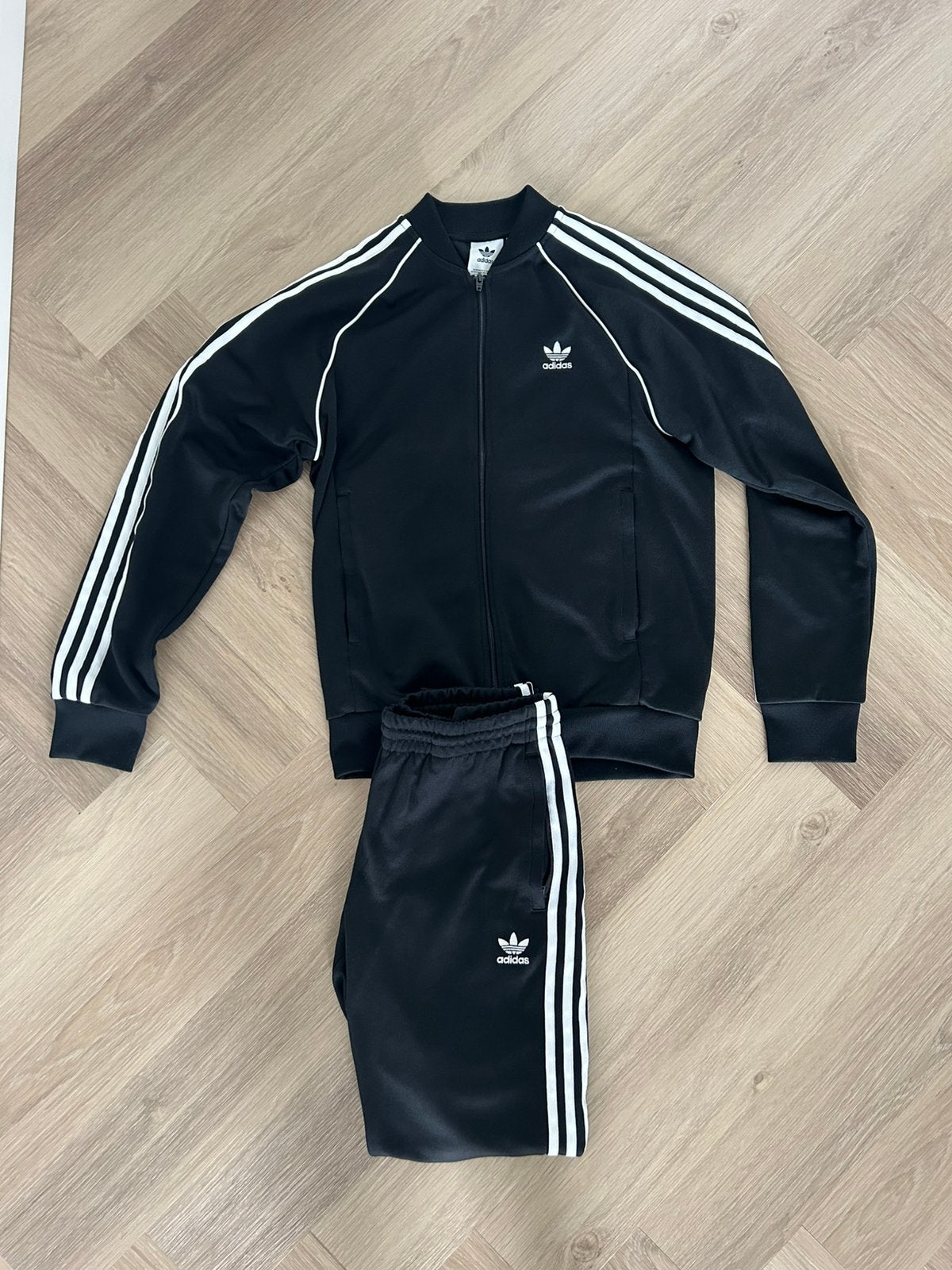 Adidas Originals trainingspak!, Ophalen of Verzenden, Zo goed als nieuw, Zwart, Algemeen