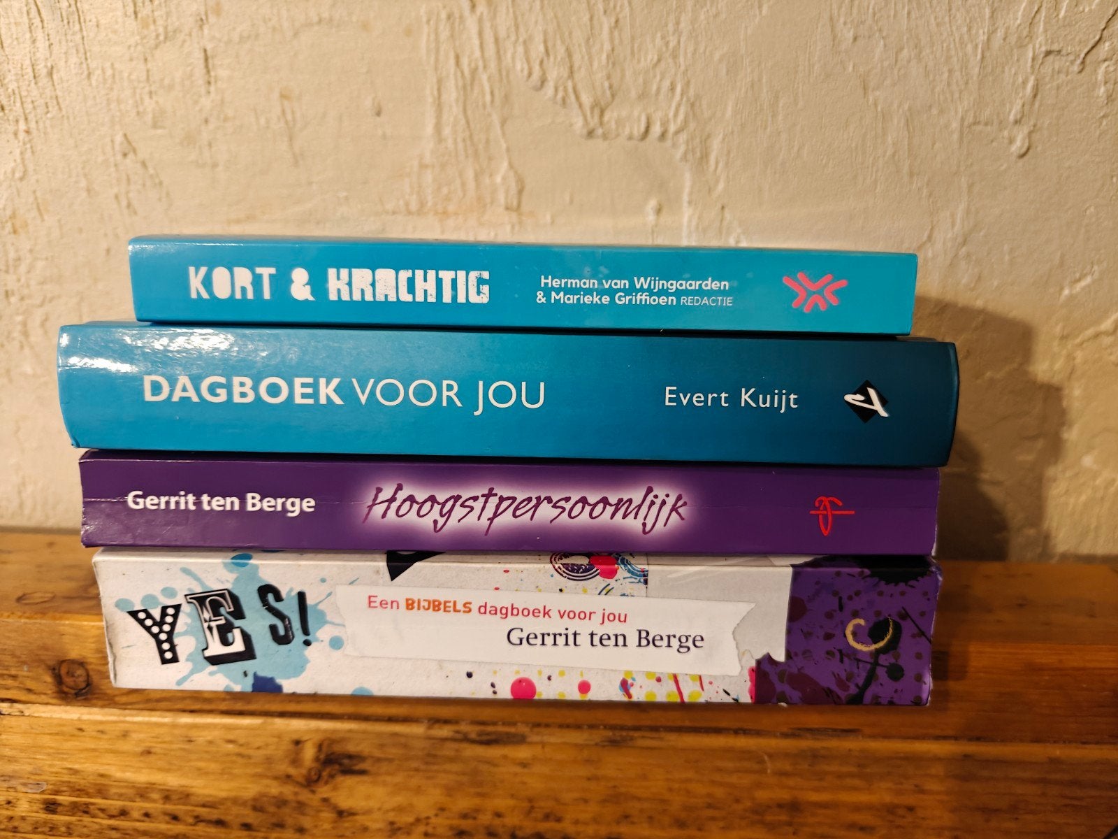 4 Bijbelse dagboeken voor jongeren., Ophalen of Verzenden, Zo goed als nieuw