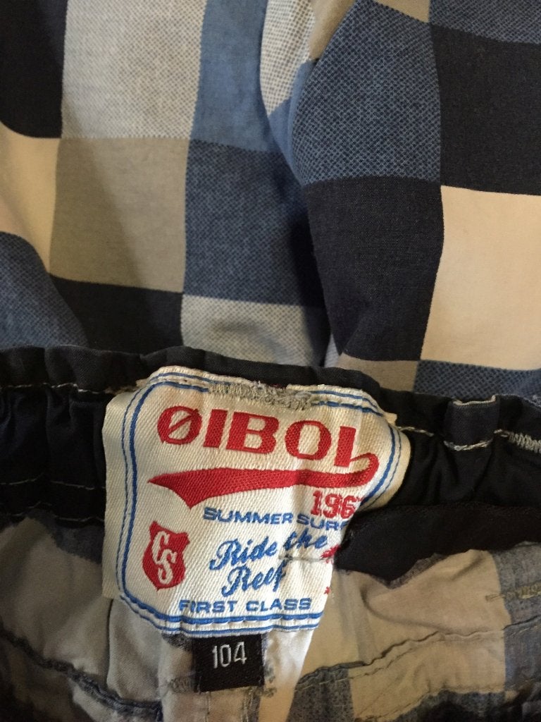 Oiboi korte broek 104 (2B21), Kinderen en Baby's, Kinderkleding | Maat 104, Tweedehands verkoop, Gebruikt, Ophalen of Verzenden