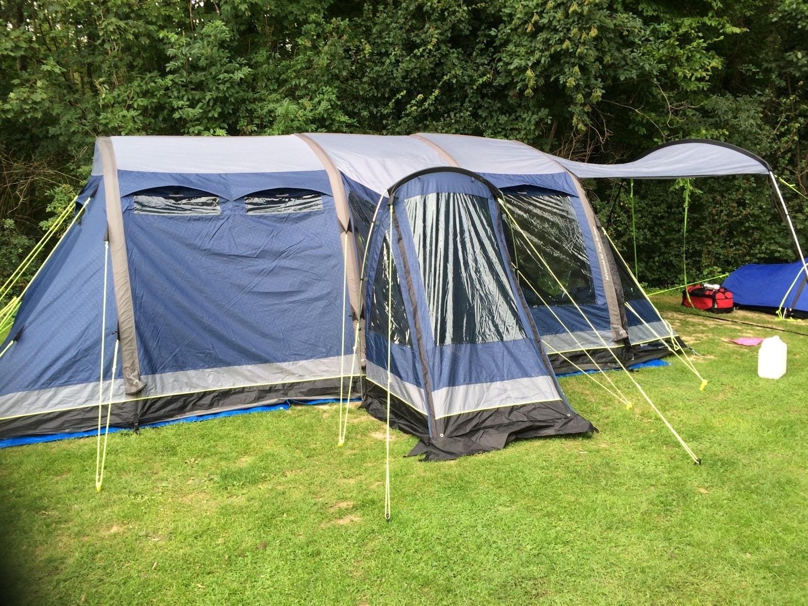 Outwell Montana 6 opblaas tent 2016 incl. extra's, Ophalen, Gebruikt, Tot en met 6
