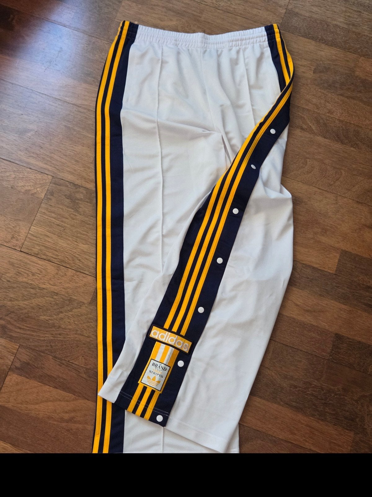 Nieuwe en ongedragen witte Adidas Adibreak trainingsbroek L, Adidas, Wit, Nieuw, Ophalen of Verzenden