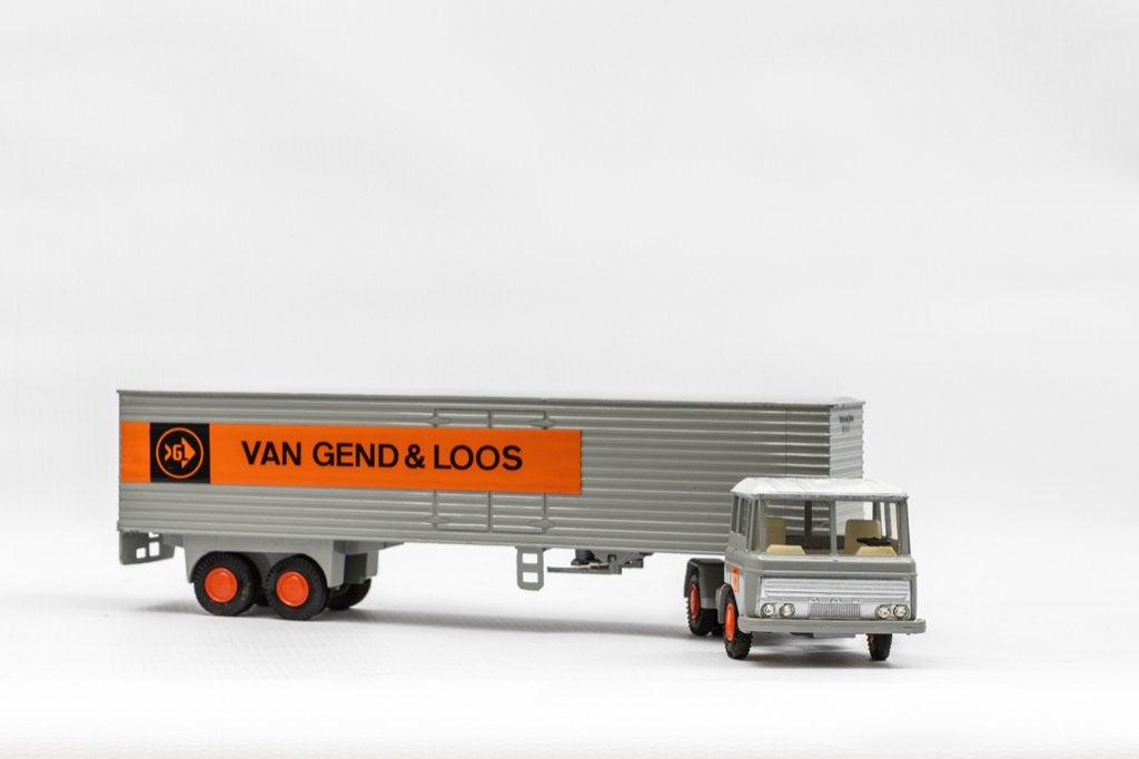 Daf trekker-oplegger Van Gend & Loos, Ophalen of Verzenden, Zo goed als nieuw, Bus of Vrachtwagen, Lion Toys