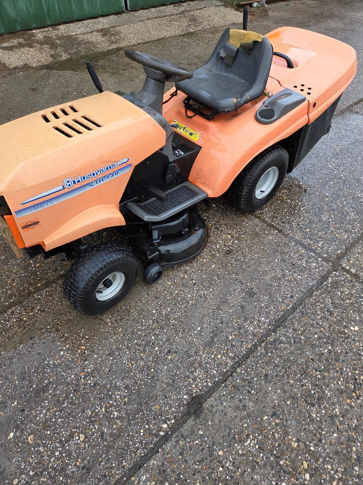 Husqvarna CTH 130 hydrostaat zitmaaier, Tuin en Terras, Zitmaaiers, Ophalen, Gebruikt, Opvangbak, 90 tot 120 cm
