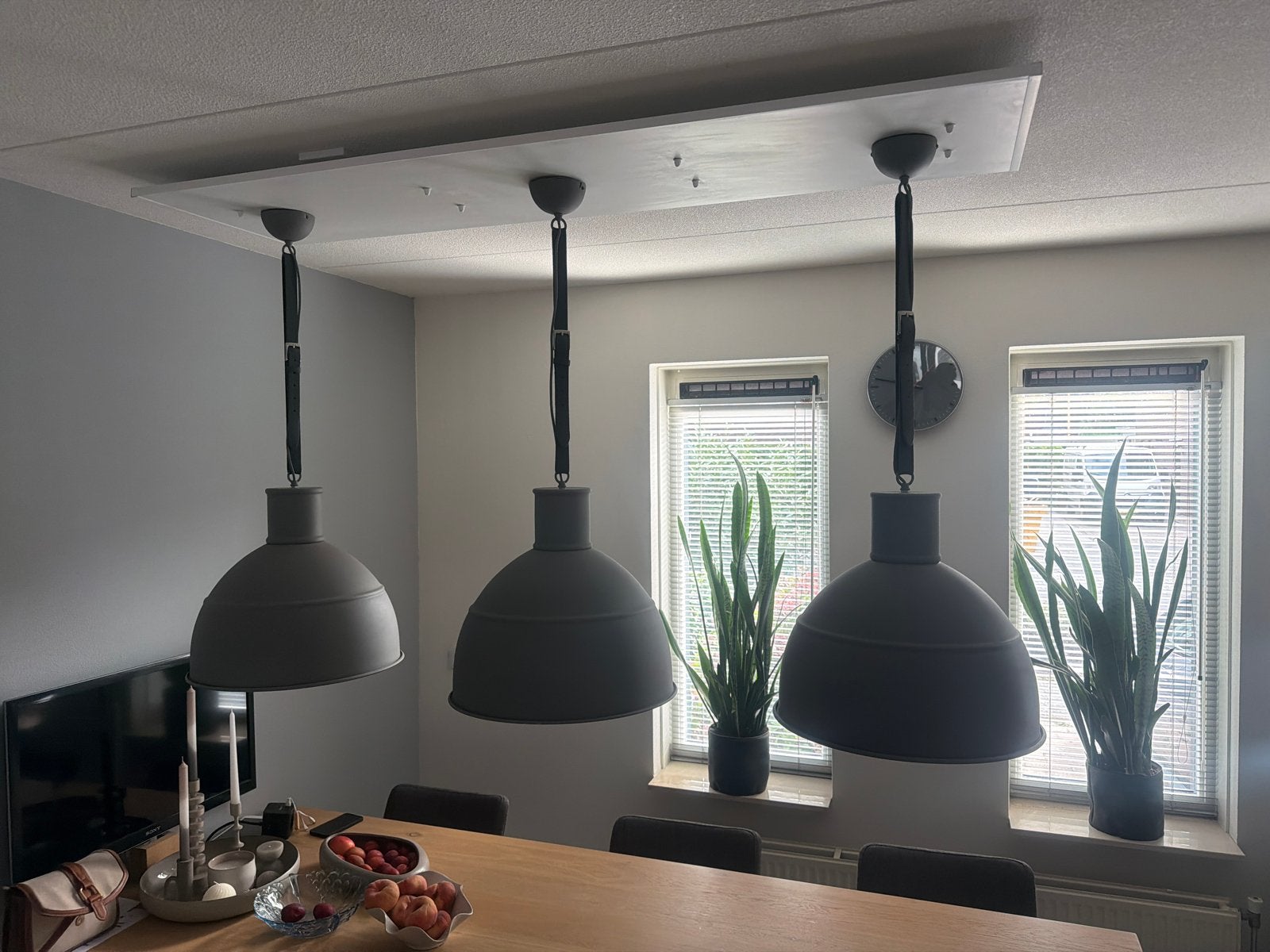 Set van 3 grijze industriële hanglampen, Huis en Inrichting, Ophalen, Zo goed als nieuw, Metaal, E27 (groot)