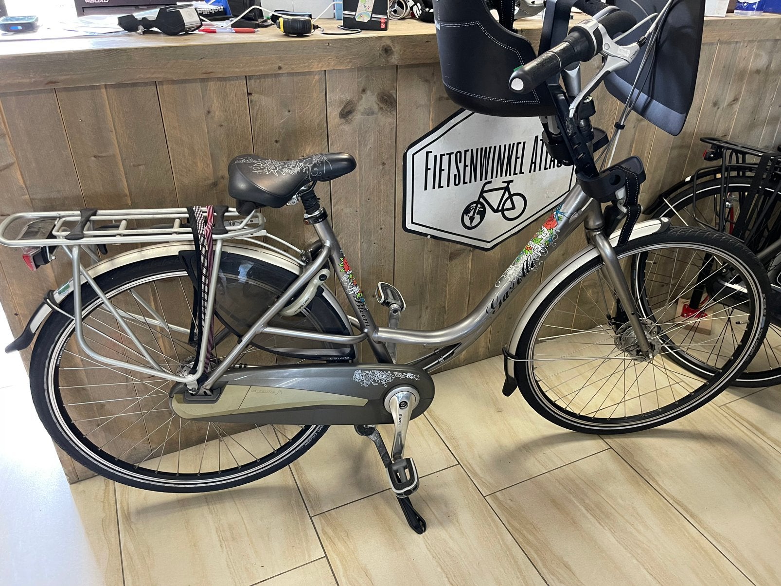 Gazelle Bloom moeder fiets 28 inch 7 versnellingen maat 49cm, Fietsen en Brommers, Fietsen | Dames | Moederfietsen, Ophalen, 2 zitjes