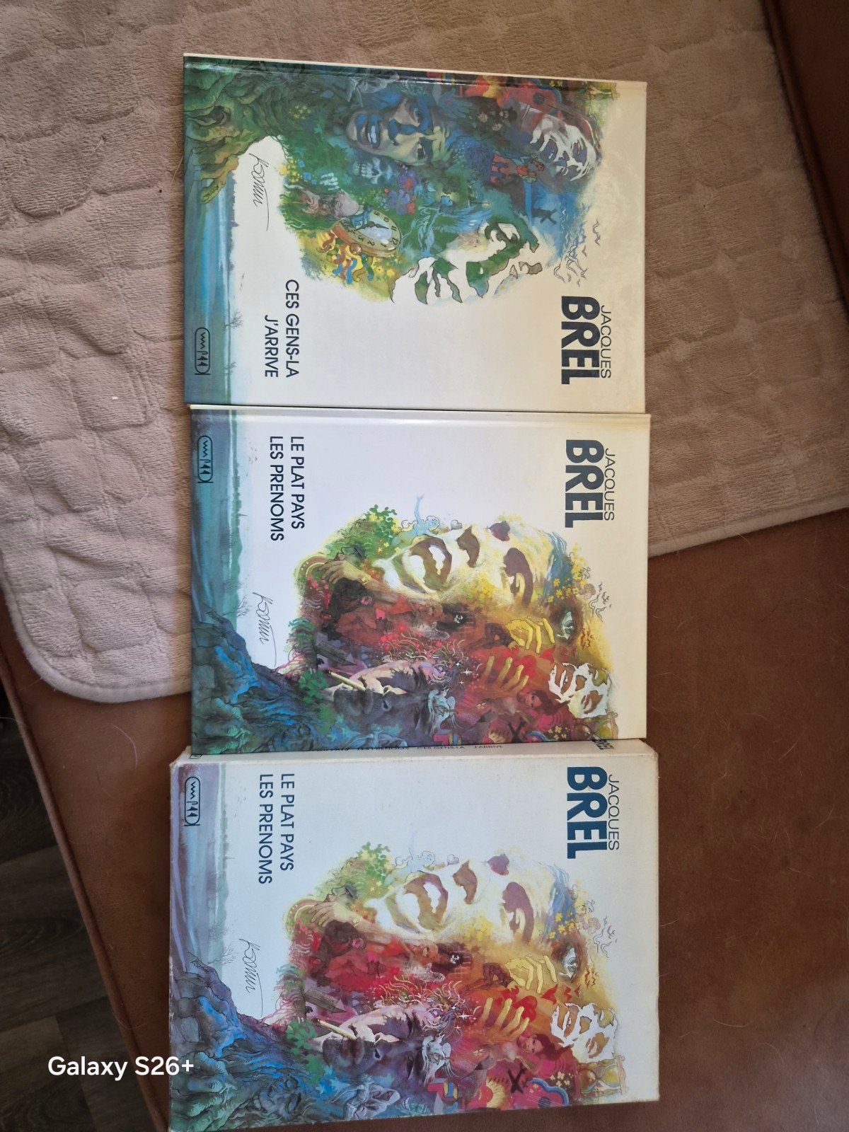 Jacques Brel - Ces Gens-là J'arrive - Geïllustreerd, Boeken, Ophalen of Verzenden, Gelezen, Jacques Brel, België