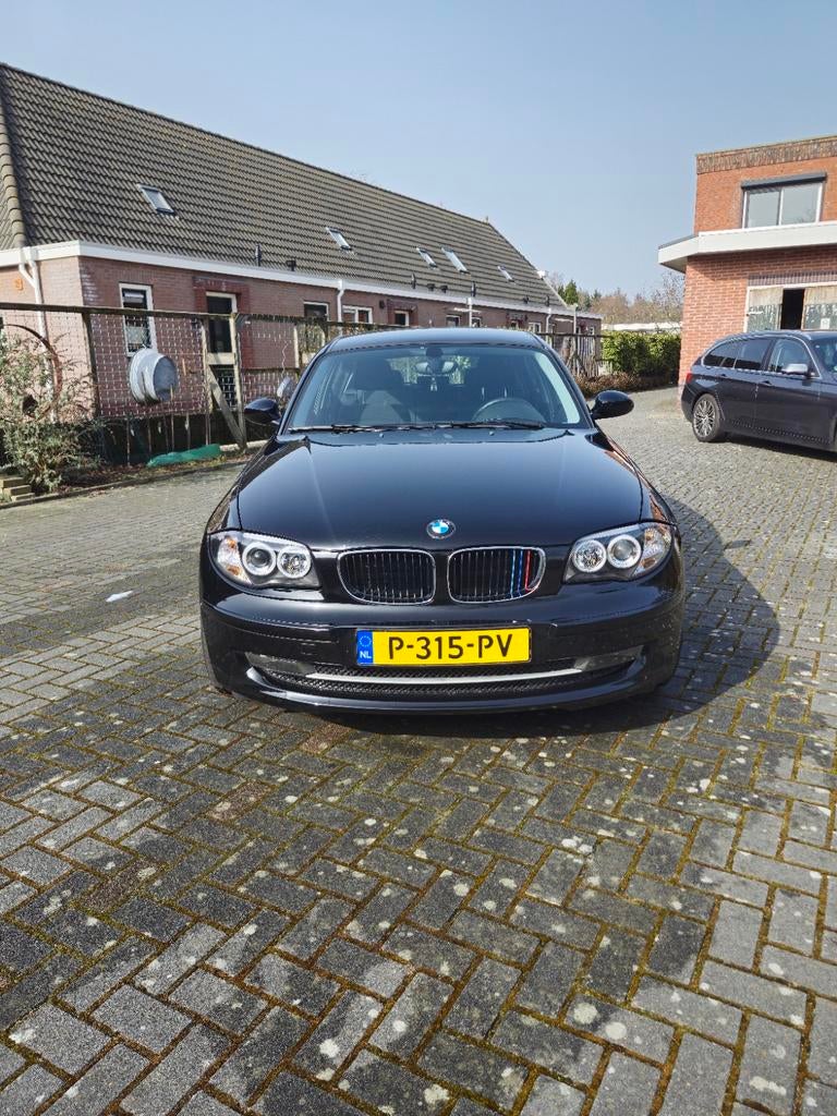 BMW 1-Serie 2.0 116I 5DR 2010 Zwart, 1-Serie, Euro 5, 1995 cc, Zwart