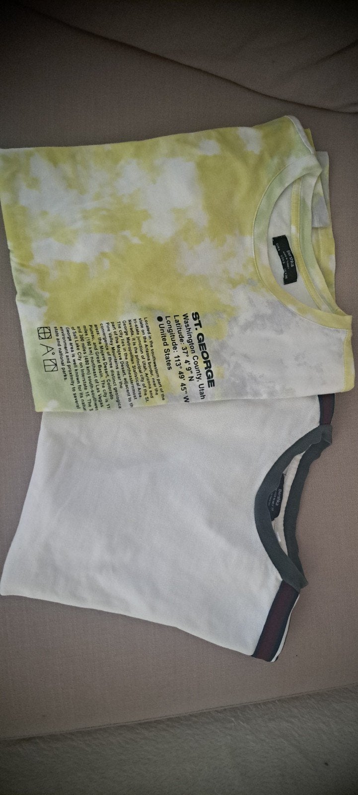 2 bershka heren  shirts mt s, Ophalen of Verzenden, Gedragen, Overige kleuren