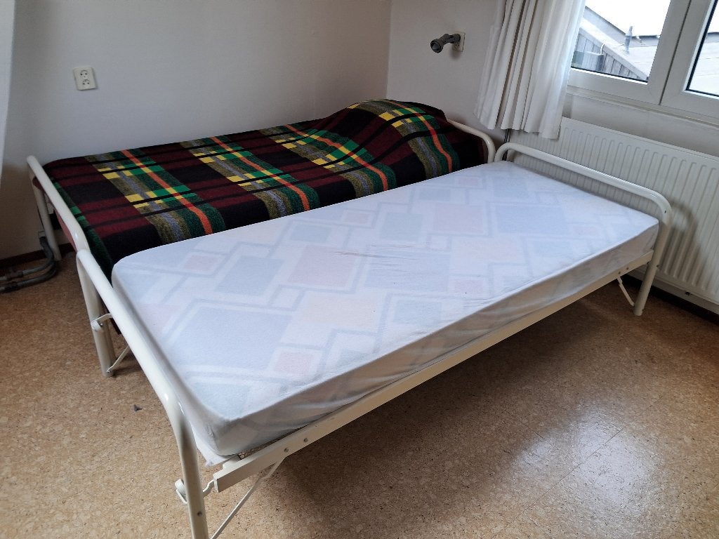 onderschuifbed, Huis en Inrichting, Slaapkamer | Bedden, Ophalen, 90 cm, Wit, Tweepersoons