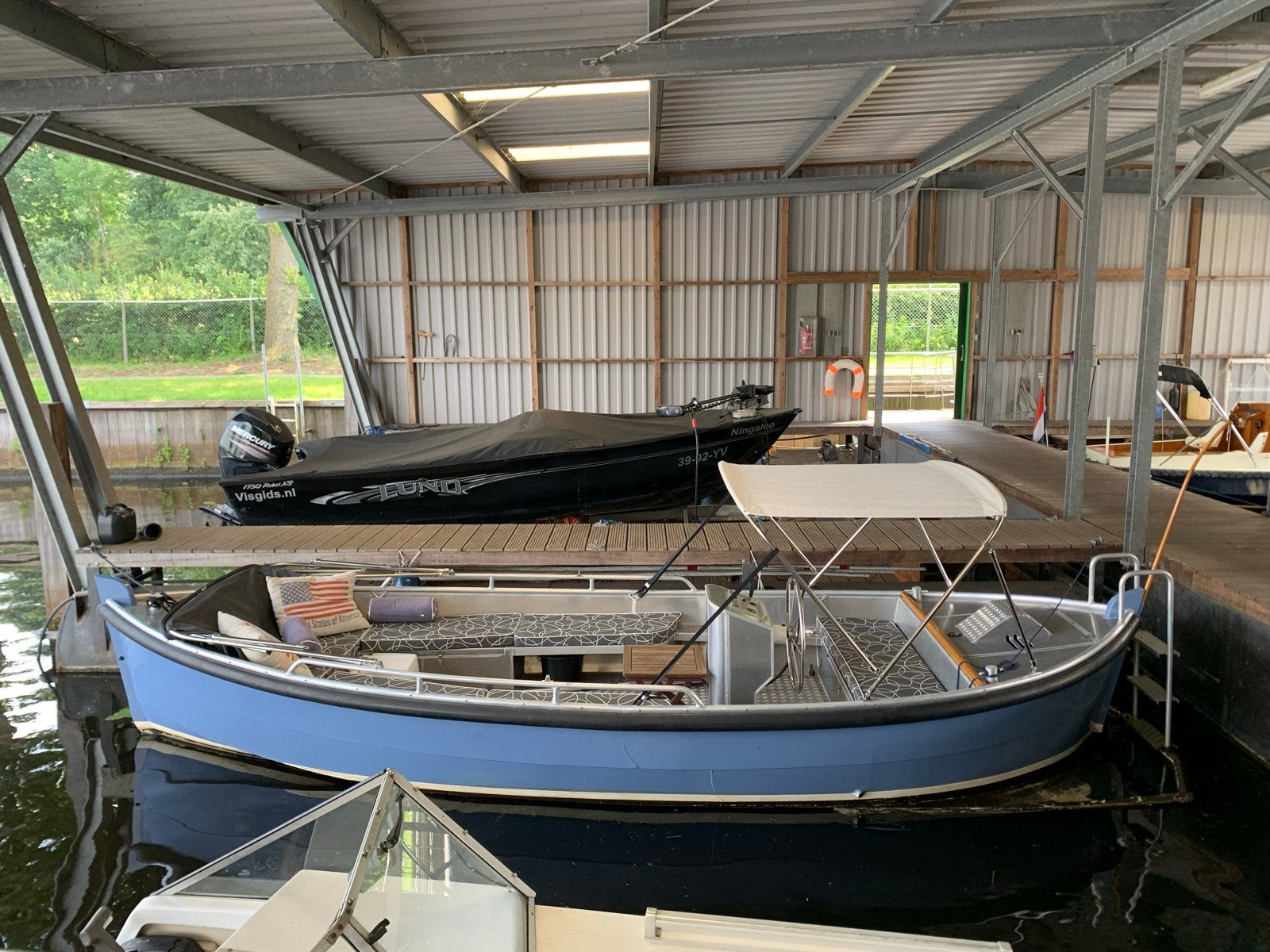 Van Vossen Aluminium Sloep - Geschikt voor elektrisch, Watersport en Boten, 15 pk, Aluminium, 2 m, Rondzit
