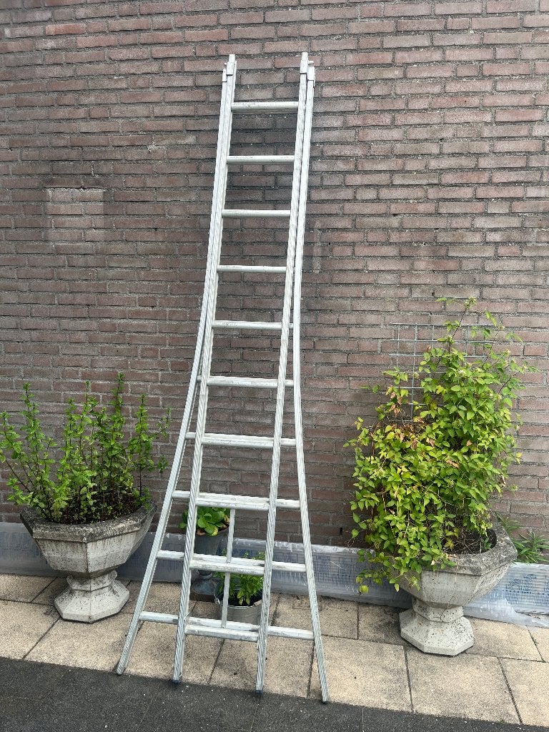 Degelijke 2 delige aluminium  Reform ladder 2x10 Sporten, Doe-het-zelf en Verbouw, Ladders en Trappen, Ophalen, Gebruikt, Ladder