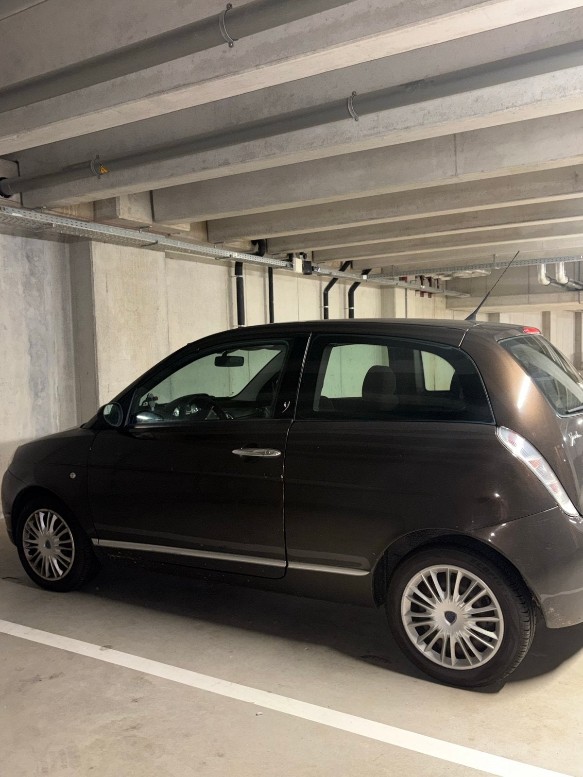 Lancia Ypsilon 1.4 16V AUT 2008 Bruin, Auto's, 970 kg, 40 €/maand, Bruin, 400 kg