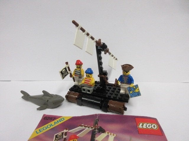 6257 Piraten set, Castaways Raft., Ophalen of Verzenden, Zo goed als nieuw, Complete set, Lego