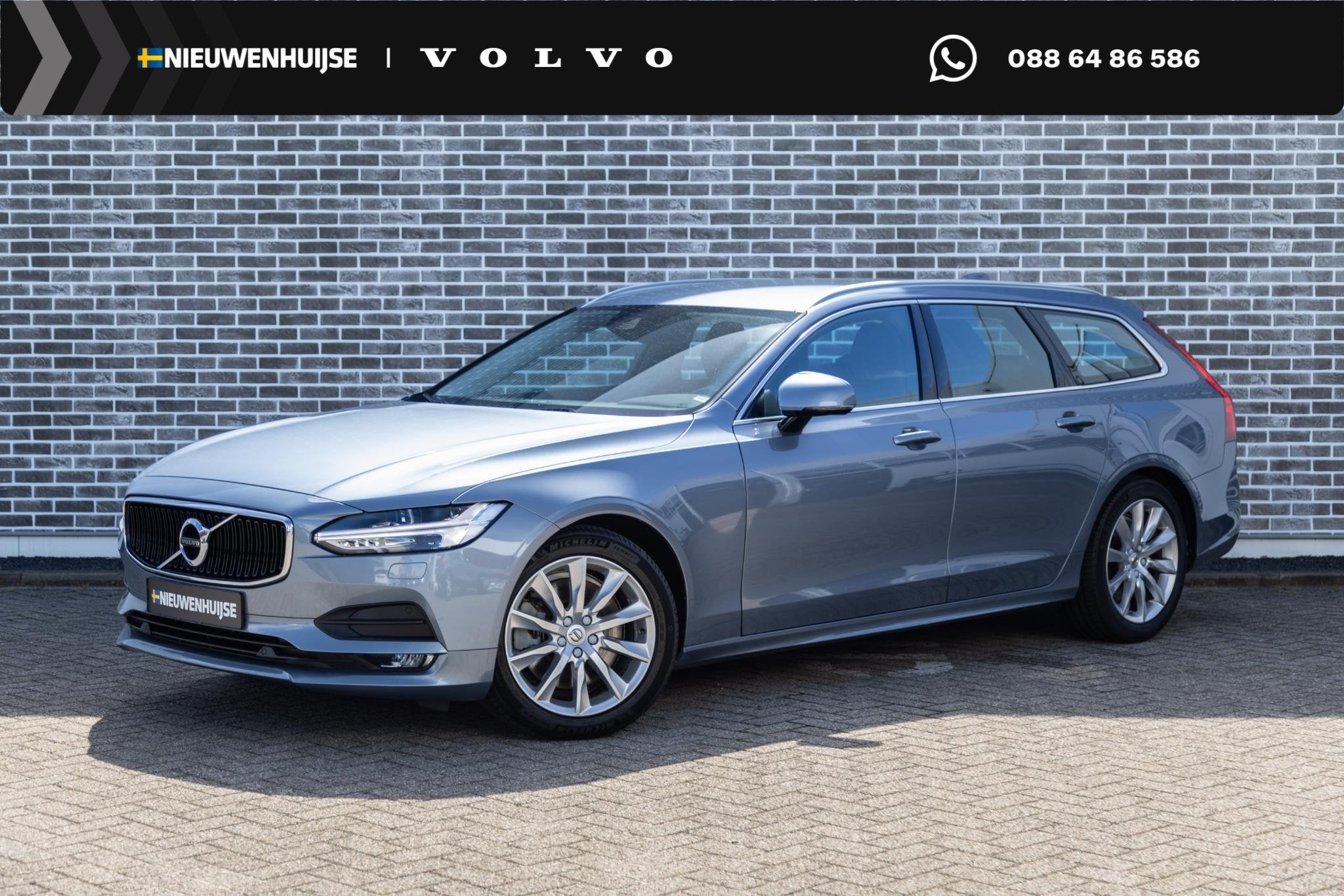 Volvo V90 2.0 T4 Momentum | Trekhaak | Achteruitrijcamera |