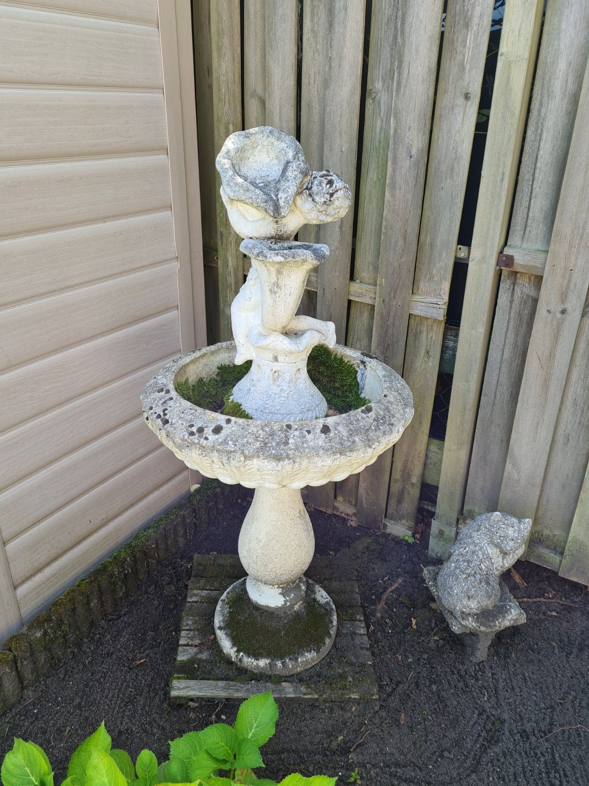 Decoratieve Tuinfontein met Engelenbeeld - Gebruikt, Tuin en Terras, Ophalen, Gebruikt, Graniet, Fontein