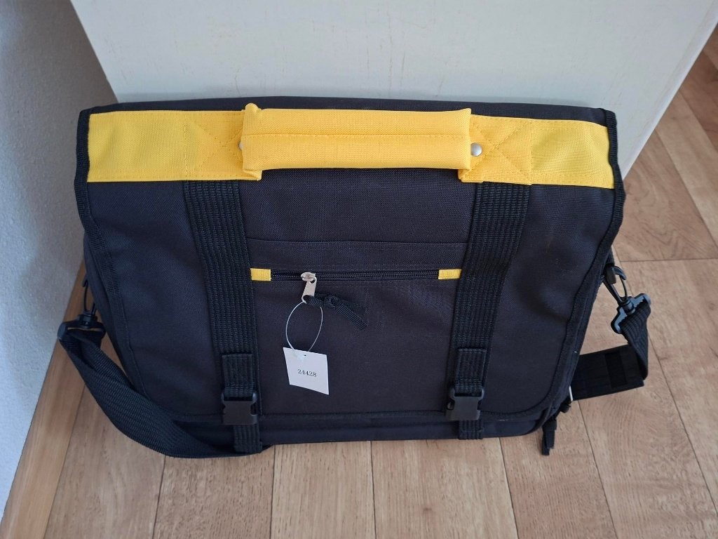 laptoptas nieuw!, Computers en Software, Laptoptassen, Ophalen, 15 inch, Schouderband, Nieuw