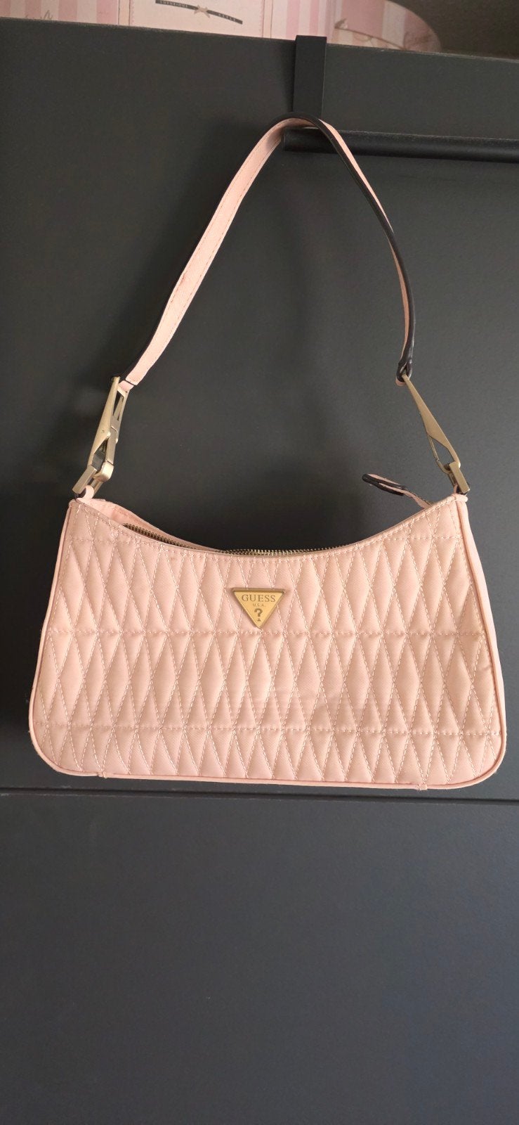 Lichtroze Guess handtasje - Zo goed als nieuw, Ophalen of Verzenden, Zo goed als nieuw, Roze, Handtas
